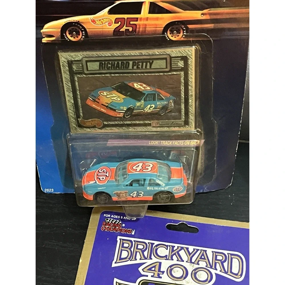 Lot Of 6 RARE‎ NASCAR Collectable Cars, 2 Hot wheels.